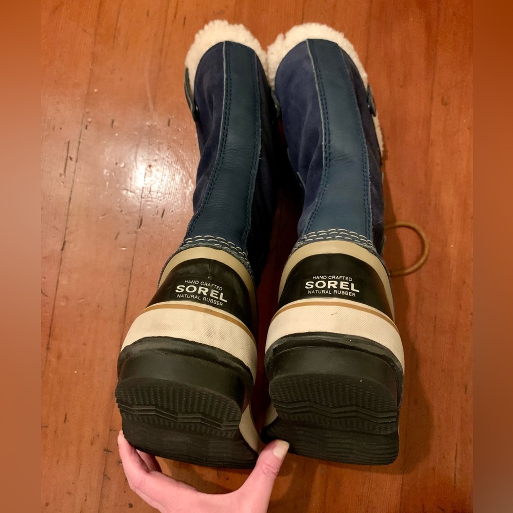 Sorel Navy and Black Snow Boots Size 11 - Picture 3 of 5